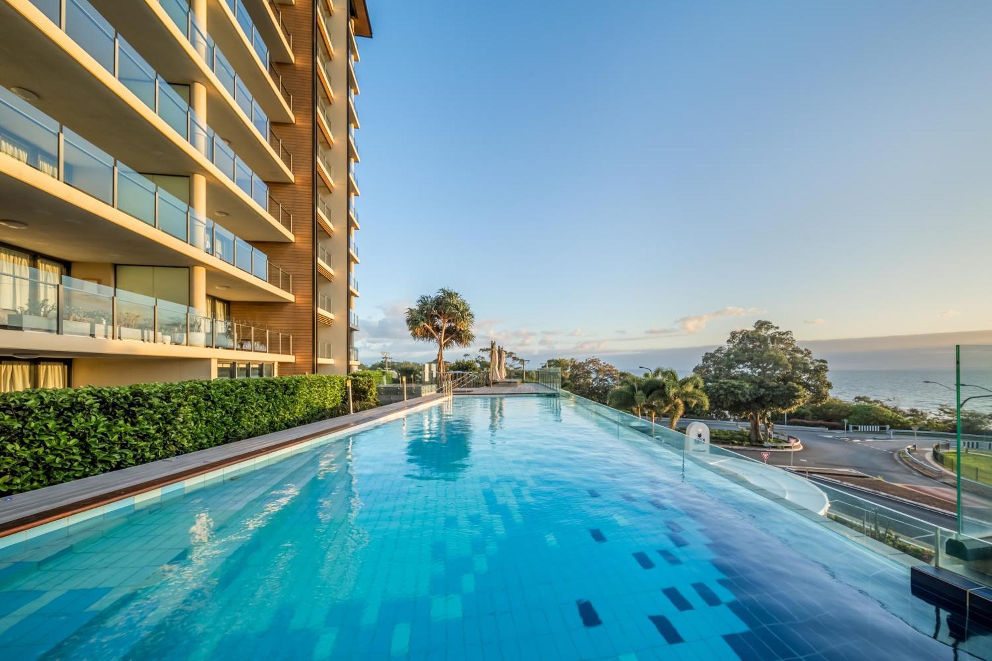 Oaks Redcliffe Mon Komo Suites المظهر الخارجي الصورة