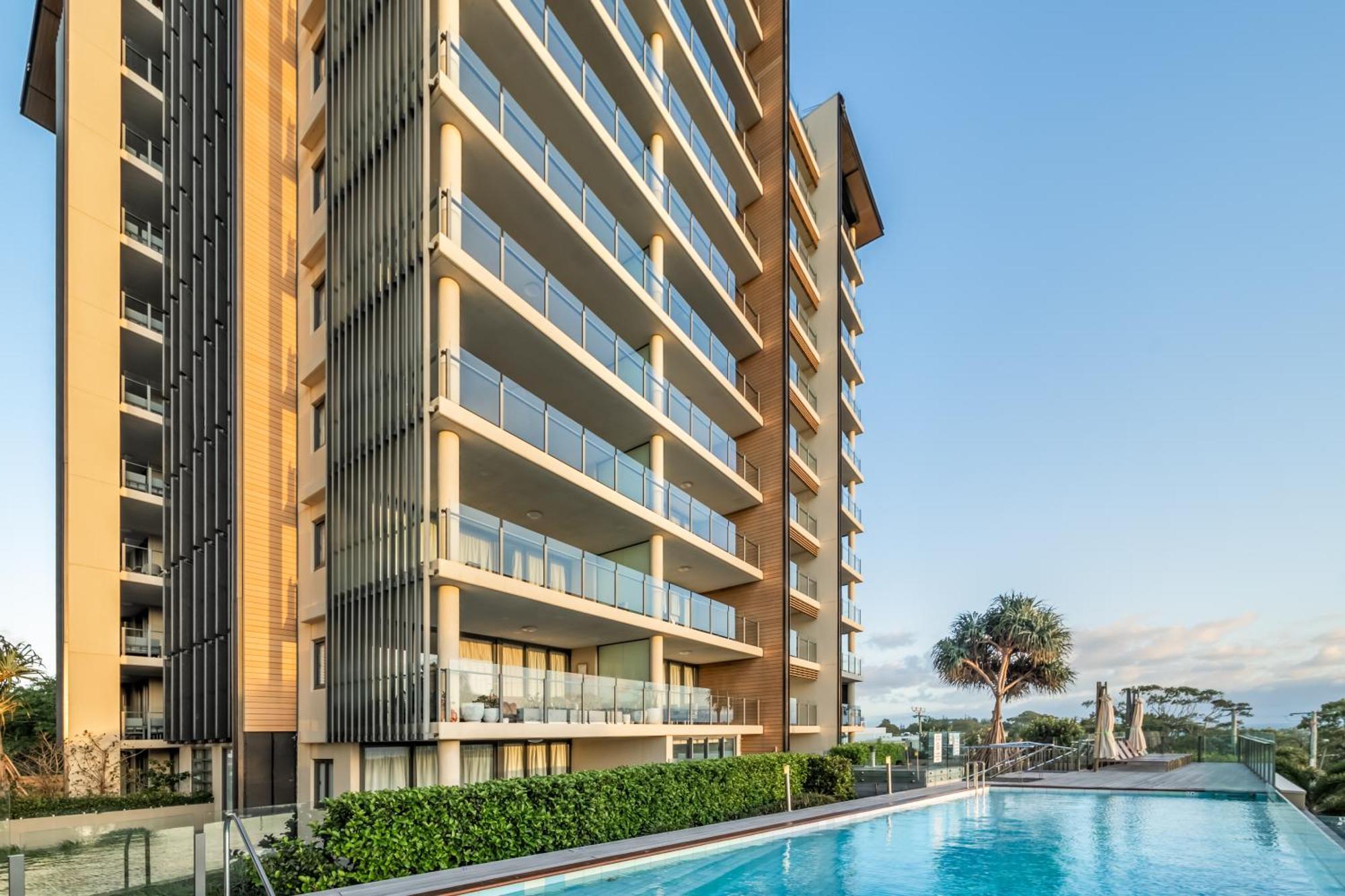 Oaks Redcliffe Mon Komo Suites المظهر الخارجي الصورة