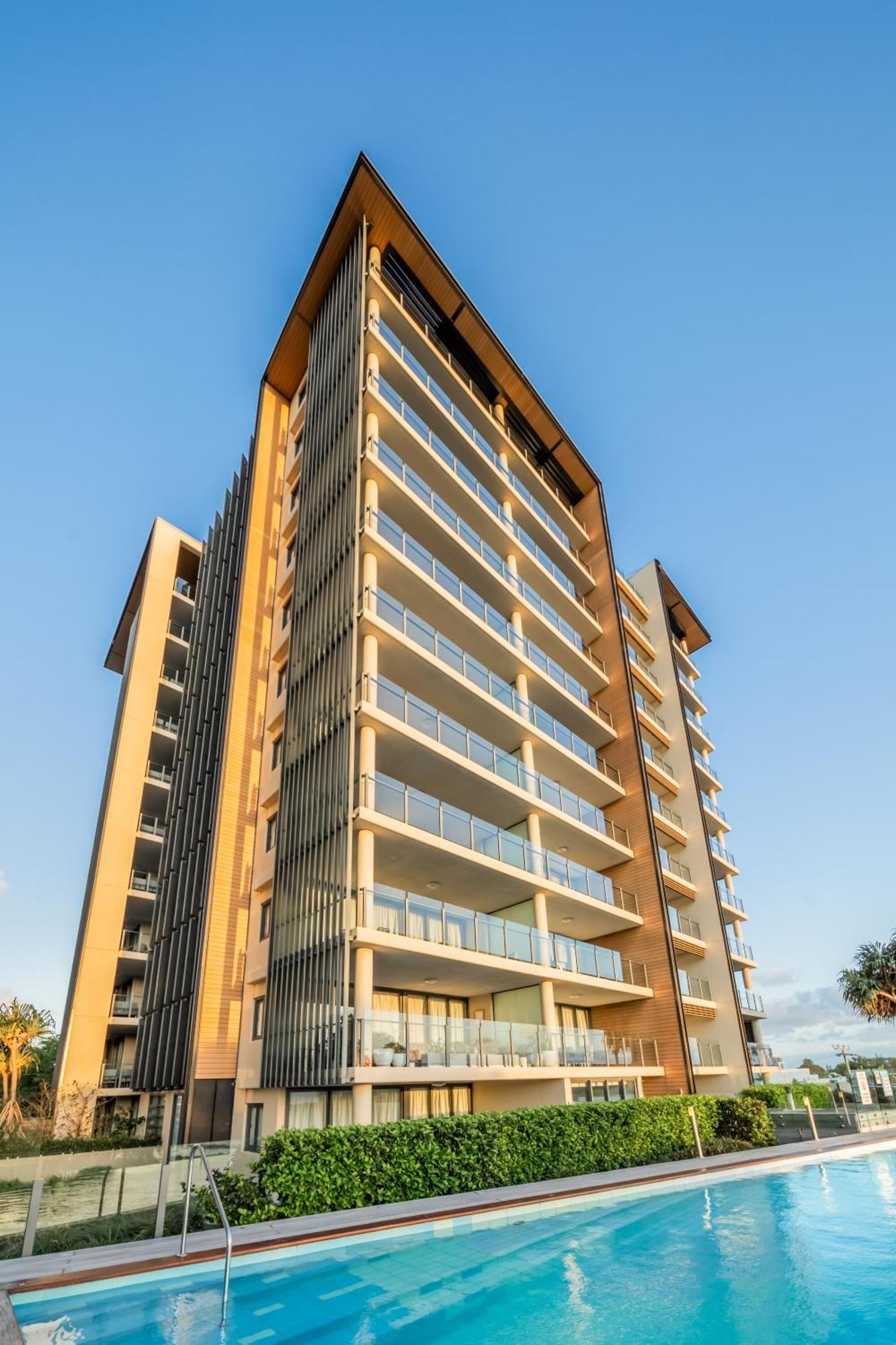 Oaks Redcliffe Mon Komo Suites المظهر الخارجي الصورة