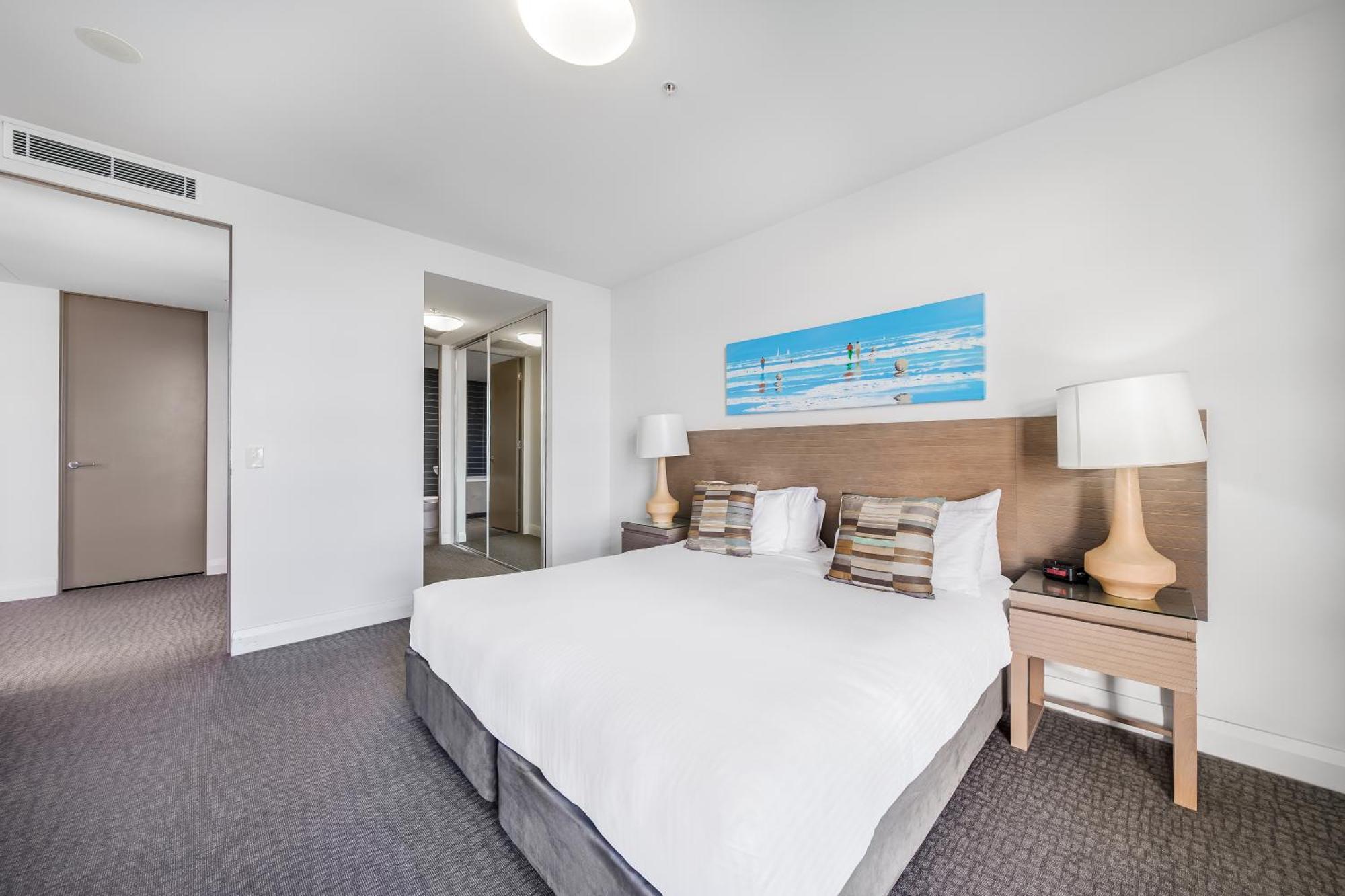 Oaks Redcliffe Mon Komo Suites المظهر الخارجي الصورة