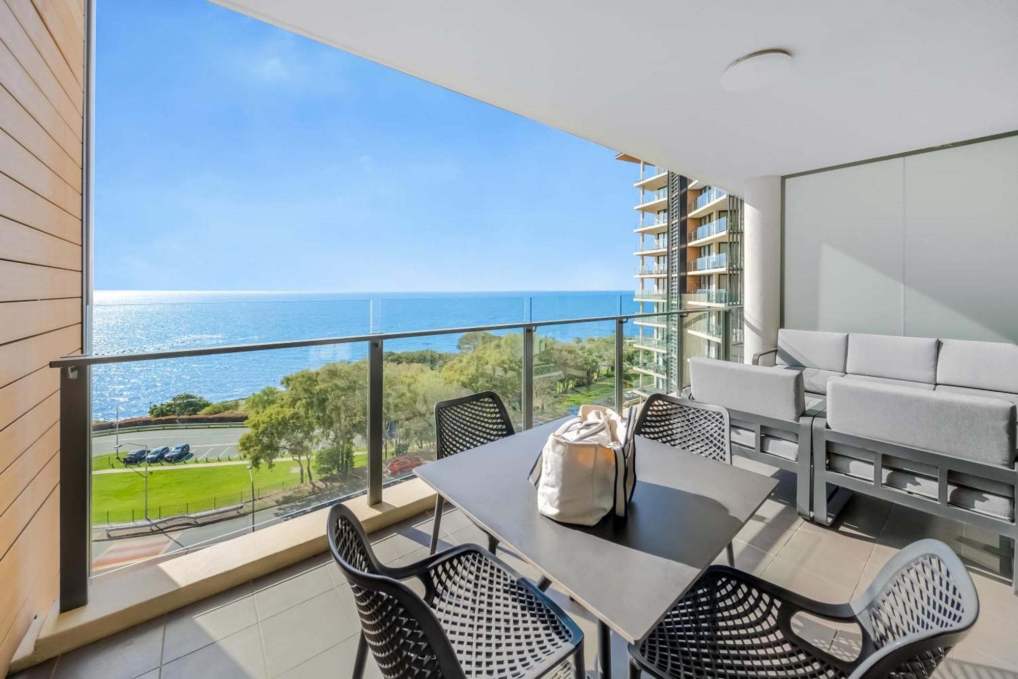 Oaks Redcliffe Mon Komo Suites المظهر الخارجي الصورة
