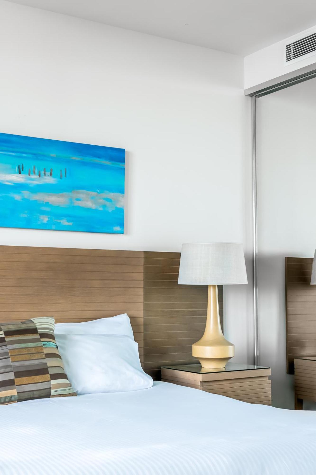 Oaks Redcliffe Mon Komo Suites المظهر الخارجي الصورة