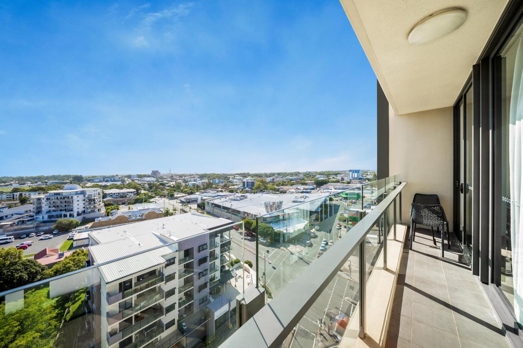 Oaks Redcliffe Mon Komo Suites المظهر الخارجي الصورة