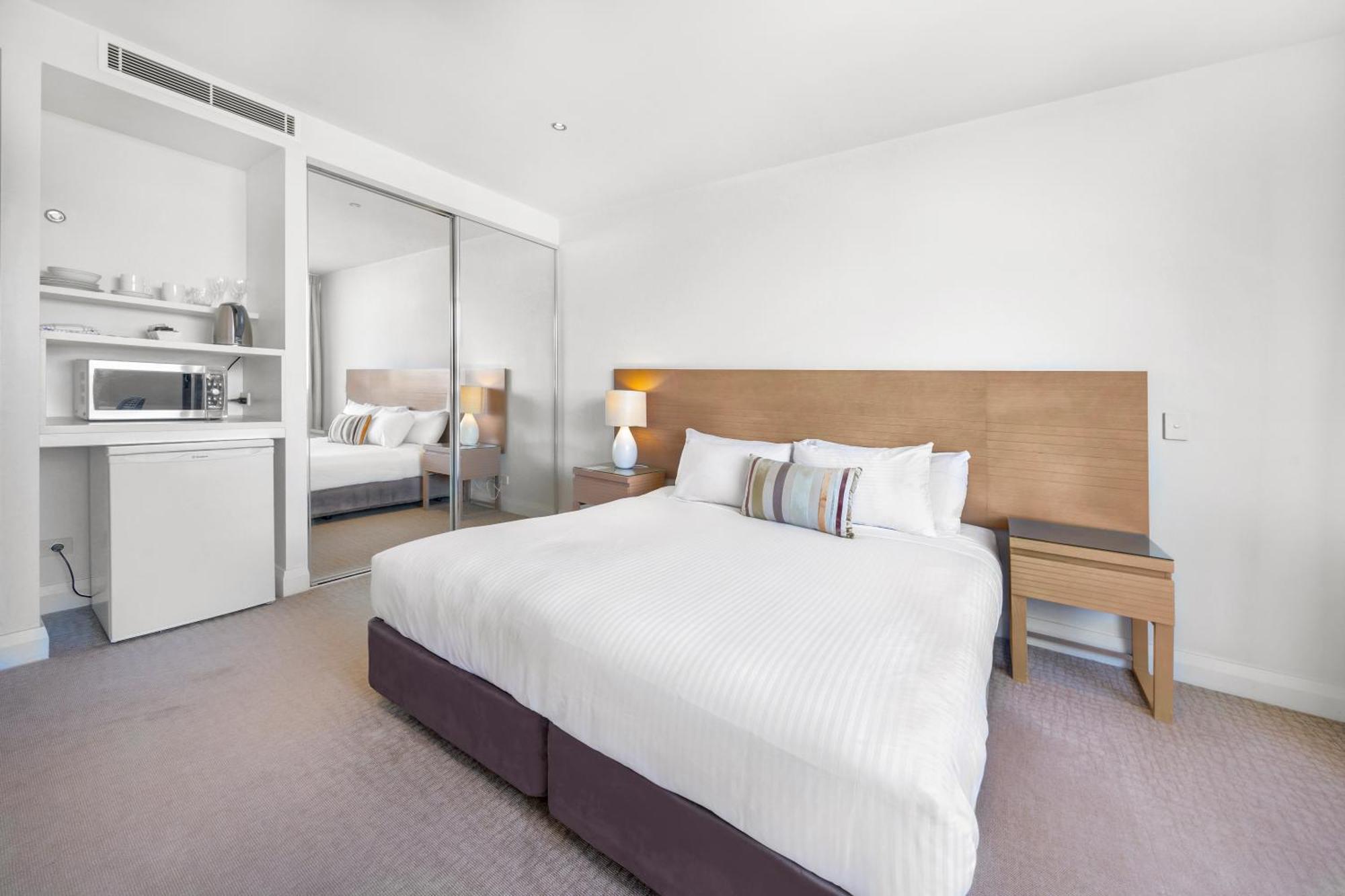 Oaks Redcliffe Mon Komo Suites المظهر الخارجي الصورة
